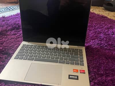 laptop ryzen7 , oled screen