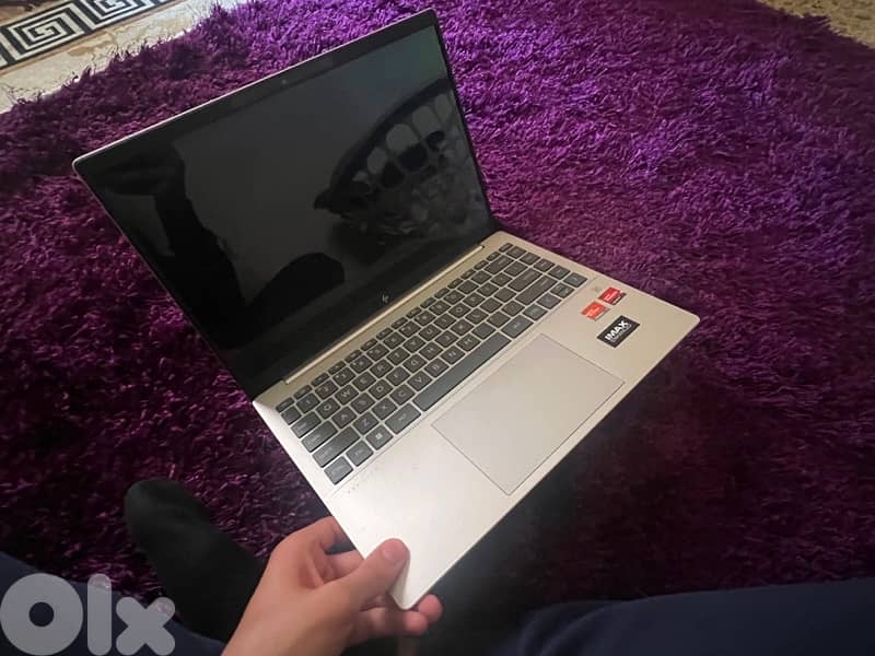 laptop ryzen7 , oled screen 2k 120hz ,16ram ddr5 6400mt/z،قابل للتفاوض 1