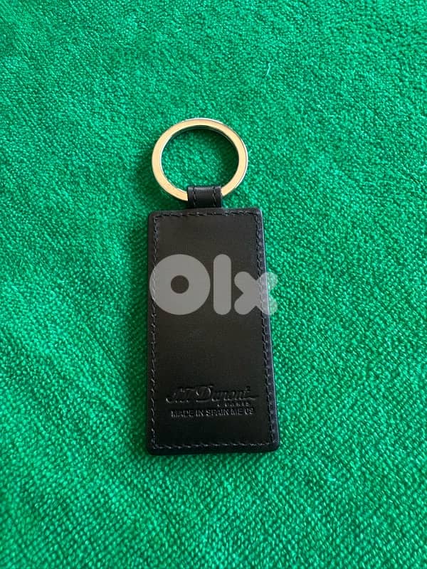 Original S. T. Dupont genuine leather keychain. 3