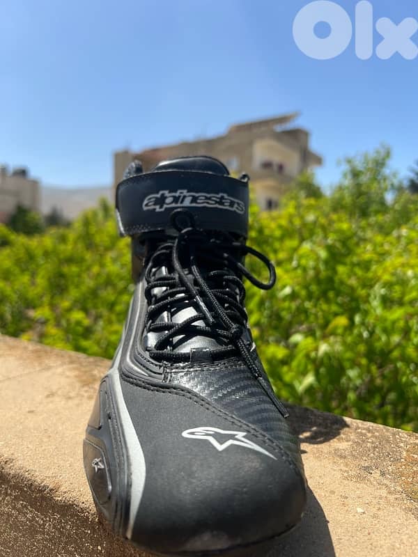 Alpinestras shoes for motorcycle , Carbon Fibre 2