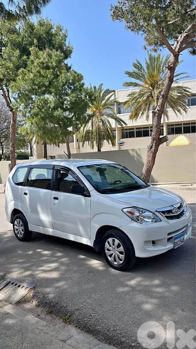 Toyota Avanza 2010