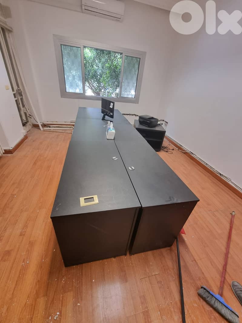 Office furniture 3
