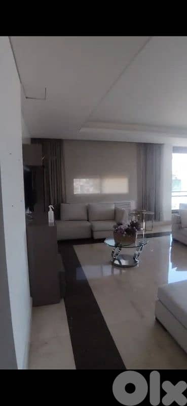 Apartment For Rent in Ramlet el Bayda