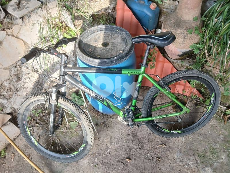 2 Mountain Bikes both @ 240$ 2