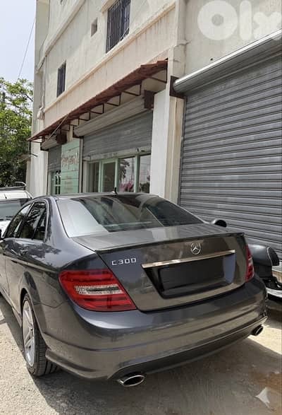 Mercedes-Benz C-Class 2010