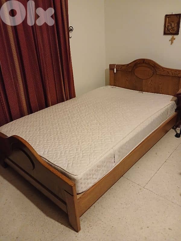 bed with mattress 1