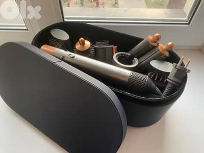 Dyson airwrap