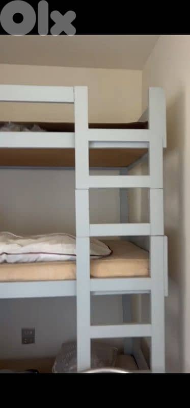 mini chalet for rent in aqua 2