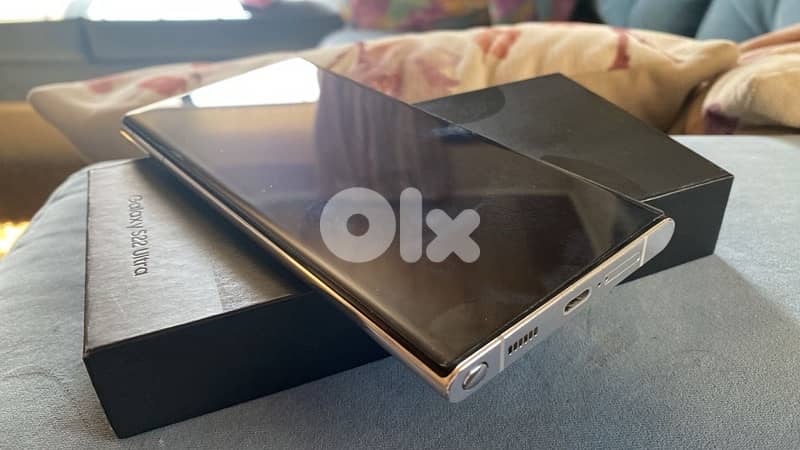 Samsung s22 ultra 256 12ram with box 1