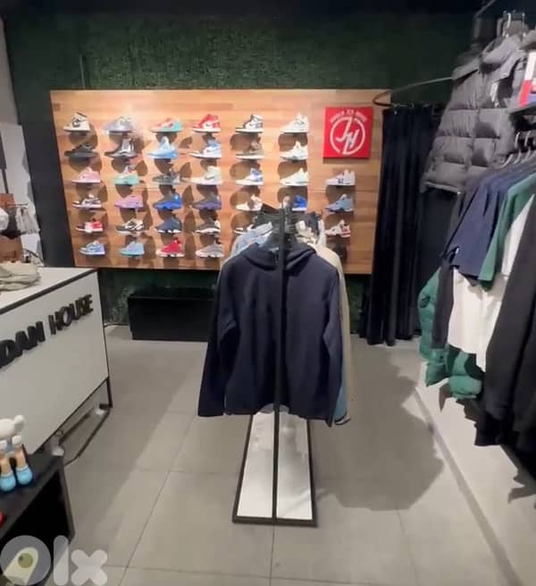 store decor 2
