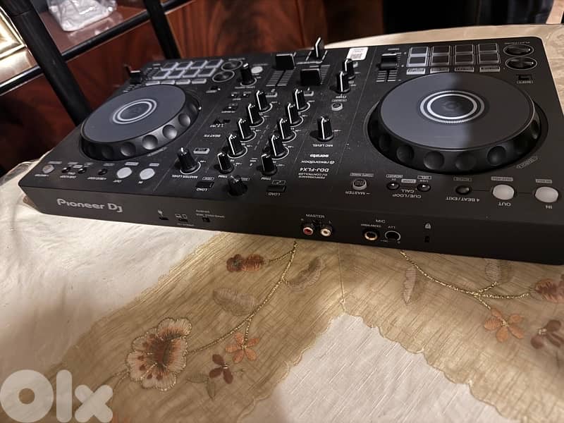 Pioneer DDJ FLX 4 - Like New 1
