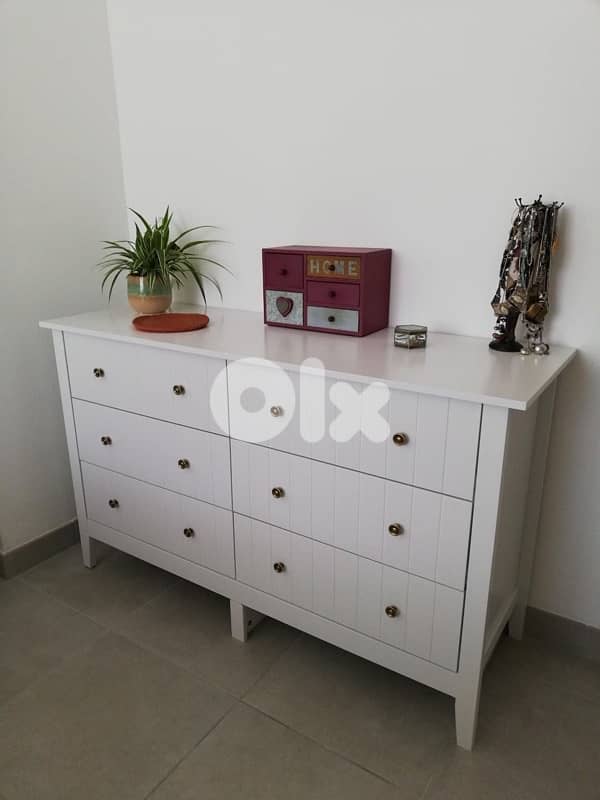 dresser with 6 drawers 3