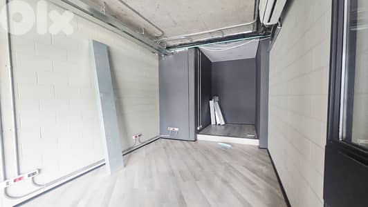 AH-HKL-554 Spacious 550 sqm Office for Rent in Hazmieh