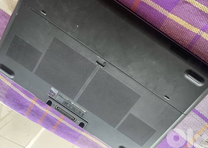 Dell Precision 7710 gaminig/workstation 2