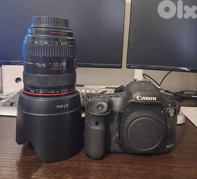 Canon 5D markiii +canon 24-70mm lens