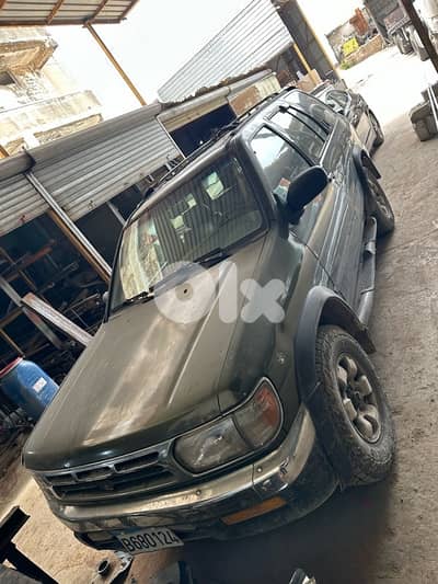 Nissan Pathfinder 1999