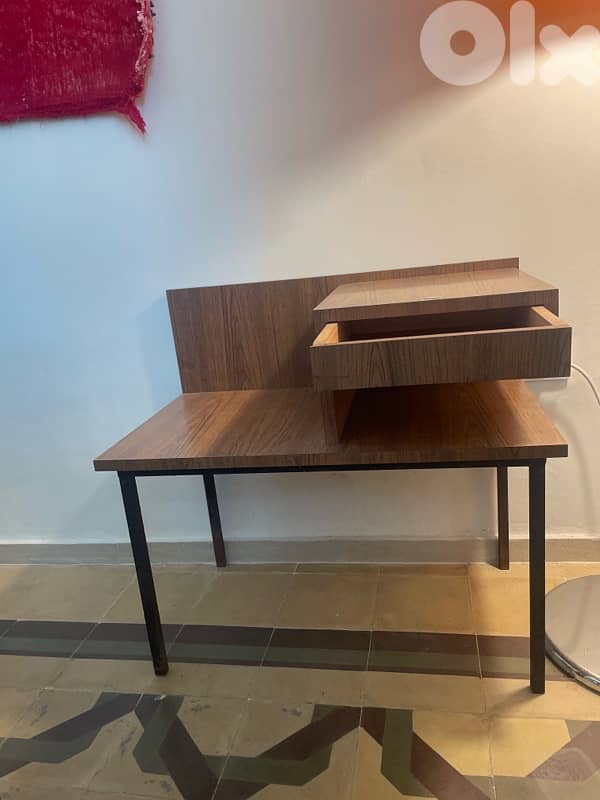 table with drawer 2