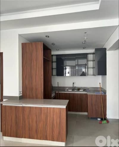 Duplex For Rent in Achrafieh
