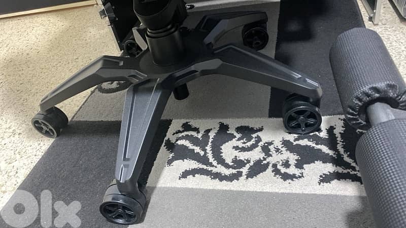 Brand New Cougar Armor Evo Royal Gaming Chair Black 6