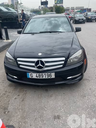 Mercedes-Benz C-Class 2011