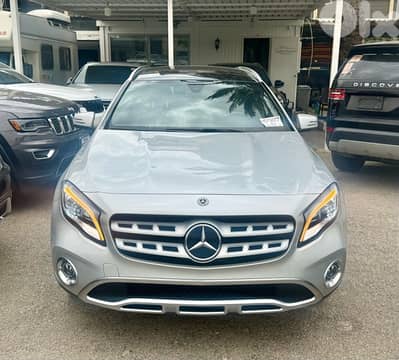 Mercedes-Benz GLA250 4matic 2018 clean carfax