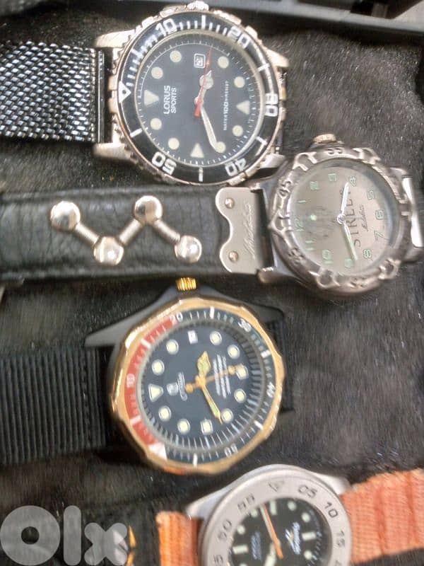 4 rare vintage diver watches in excellent condition for 150$ 1