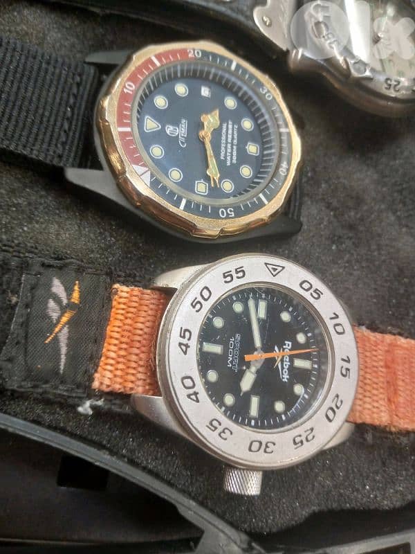 4 rare vintage diver watches in excellent condition for 150$ 3