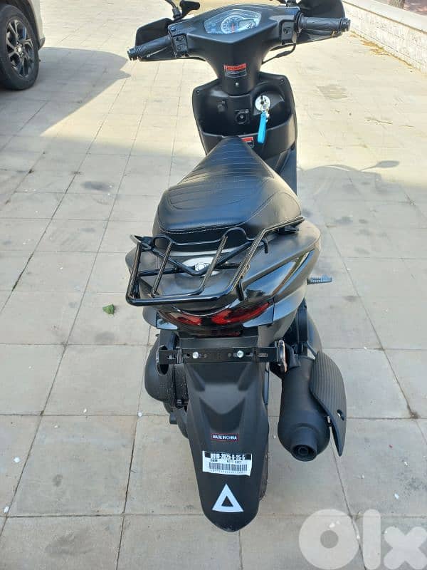 Moto V-150 3