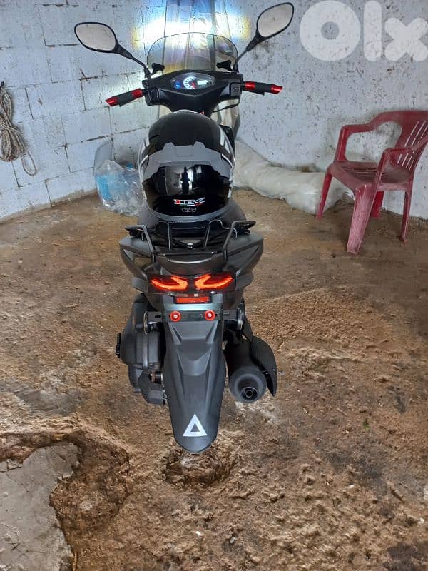 Moto V-150 5