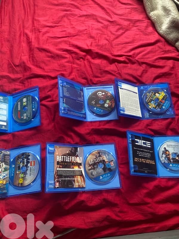 6 playstation cds 1