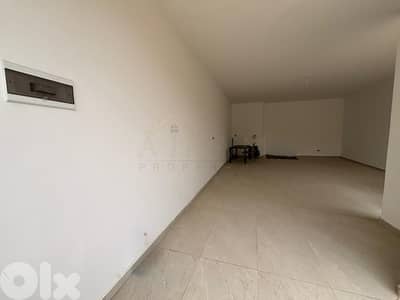 Shop In Ballouneh | 100 sqm