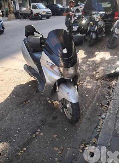 Suzuki sky wave 250cc