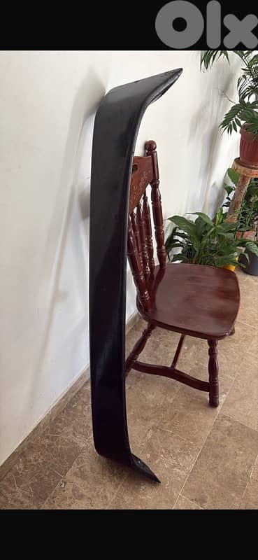 car spoiler