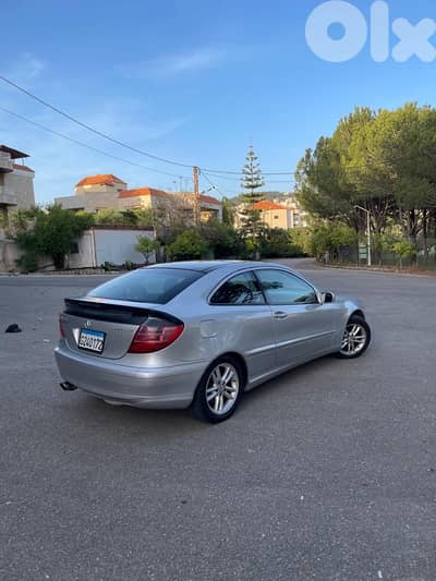 Mercedes-Benz C-Class 2003