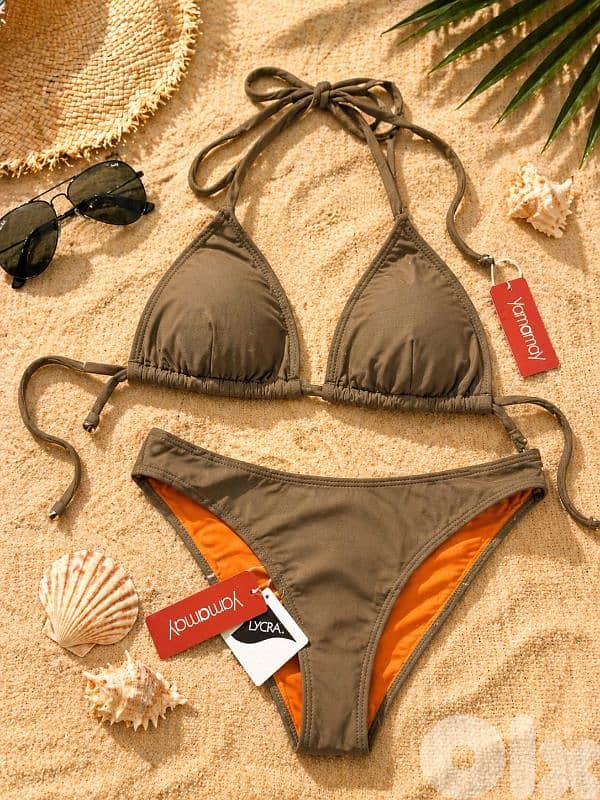 Trendy Bikinis & Swimwear 11