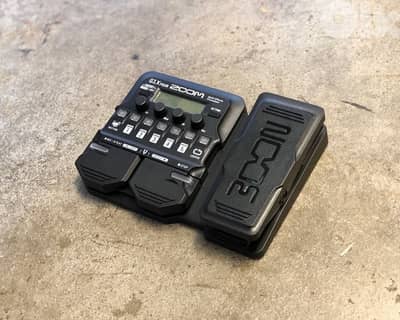 Zoom G1xFour Multieffect guitar pedal
