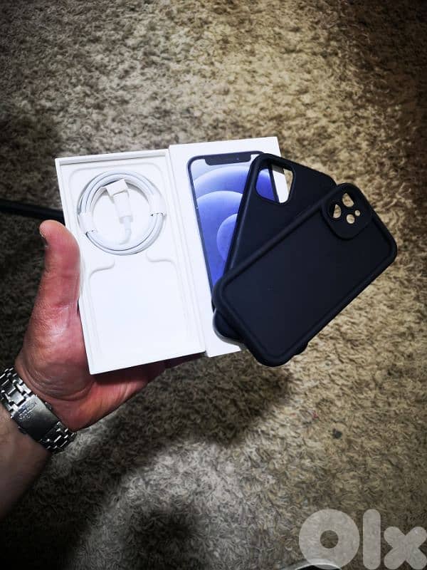I Phone 12 Mini  ( 128 GB Memory) used like New 2