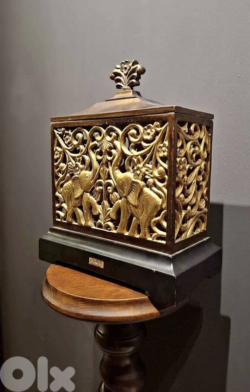 Elite Art Double-Faced Antique Gold Elephant Filigree Box. Antique 5