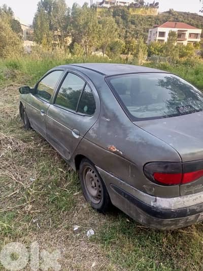 Renault 2000