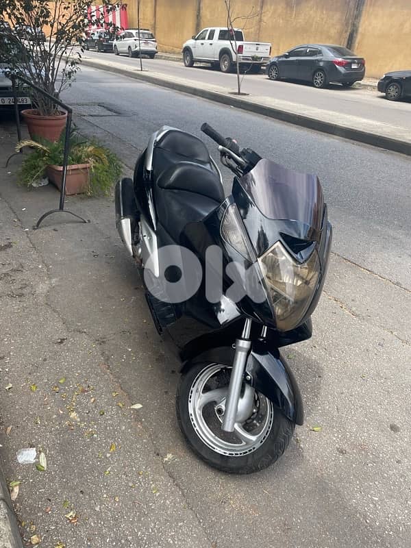 silver wing 400cc 1