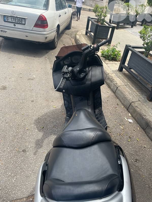 silver wing 400cc 6