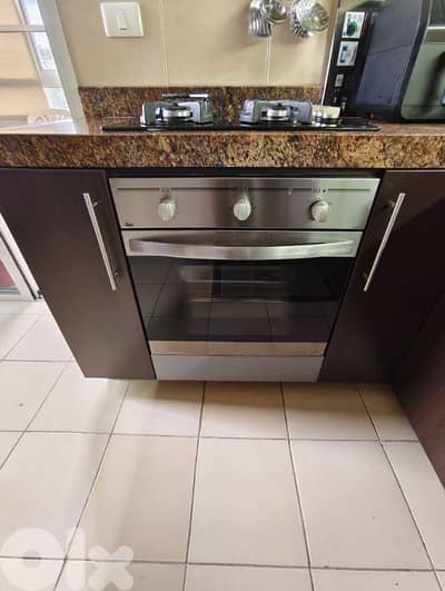 Oven , top and hood