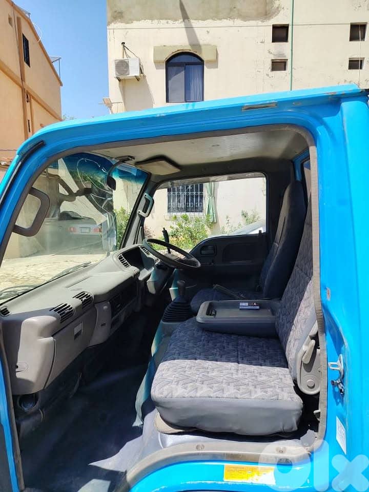 Isuzu 2004 2