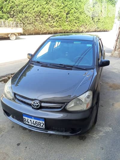 Toyota 2004