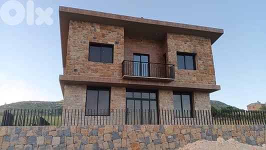 Villa for sale in Laklouk