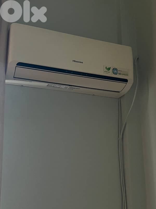 HISENSE 9000 btu like new 1