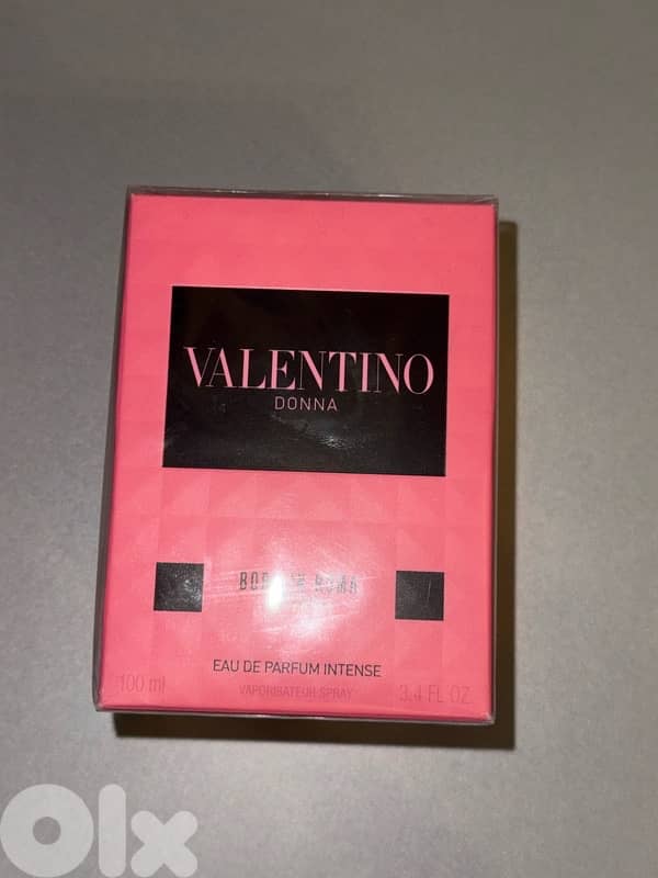 Valentino Donna Born In Roma 2