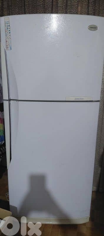 for sale Samsung Refrigerator – Clean & Reliable