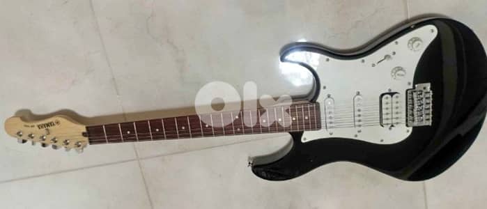 Yamaha Electric Guitar – Super Clean Condition
