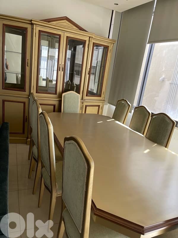 royal dining room 1